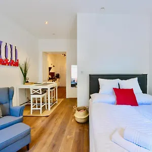Charming Studio In Servitenviertel Ii Viena