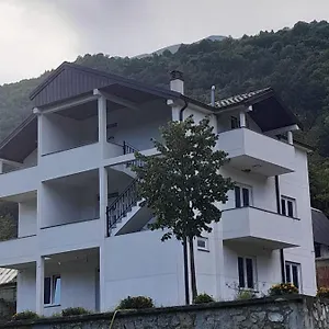 hostel-tropoje.albaniahotels.org/