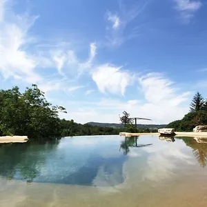 Aporia Hébergement de vacances Hostun